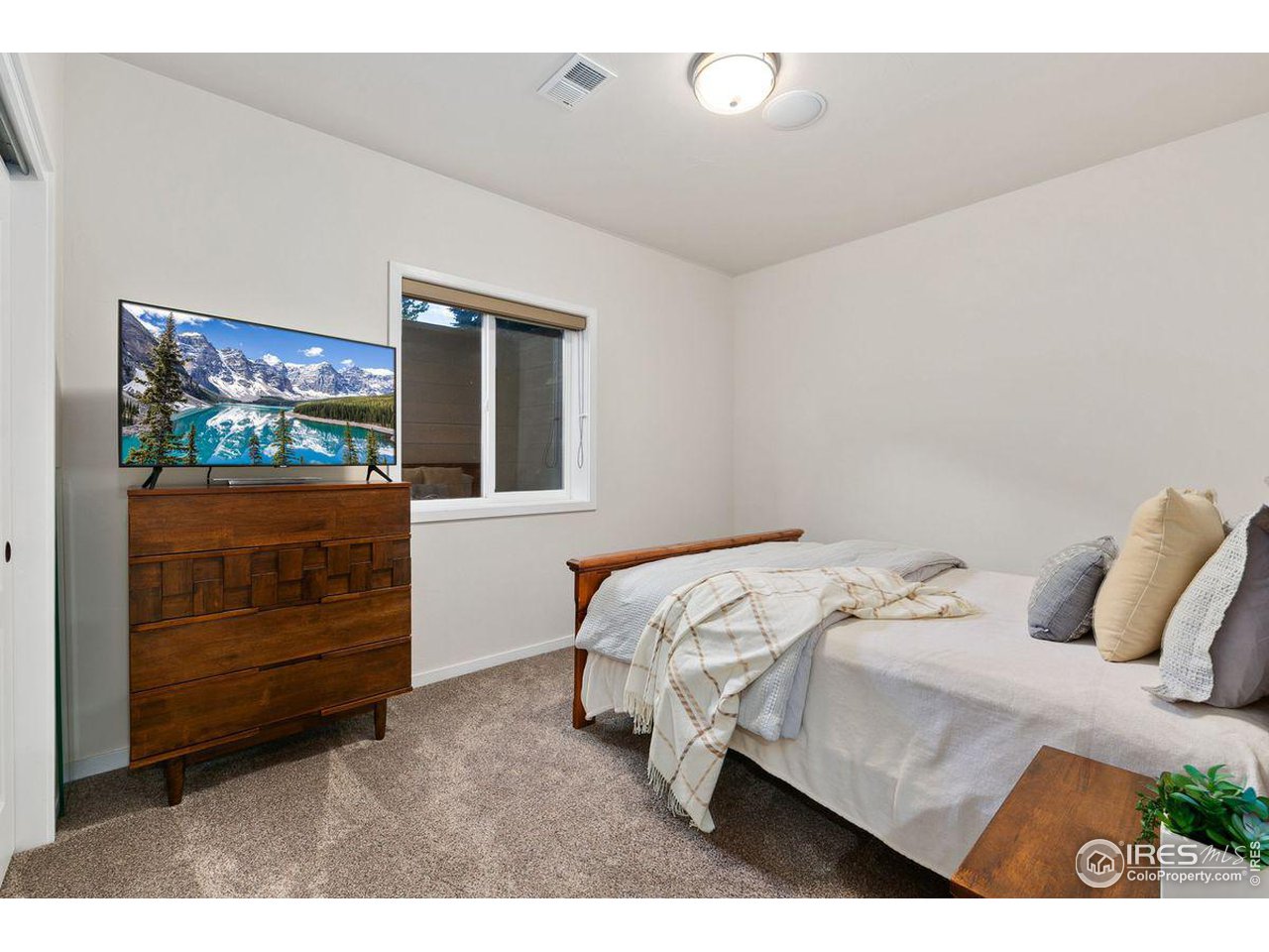 8440 Spinnaker Bay Dr