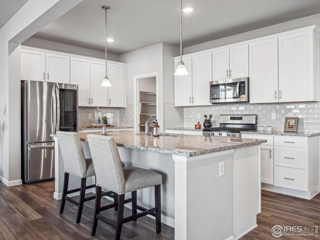 2736 Cooperland Blvd