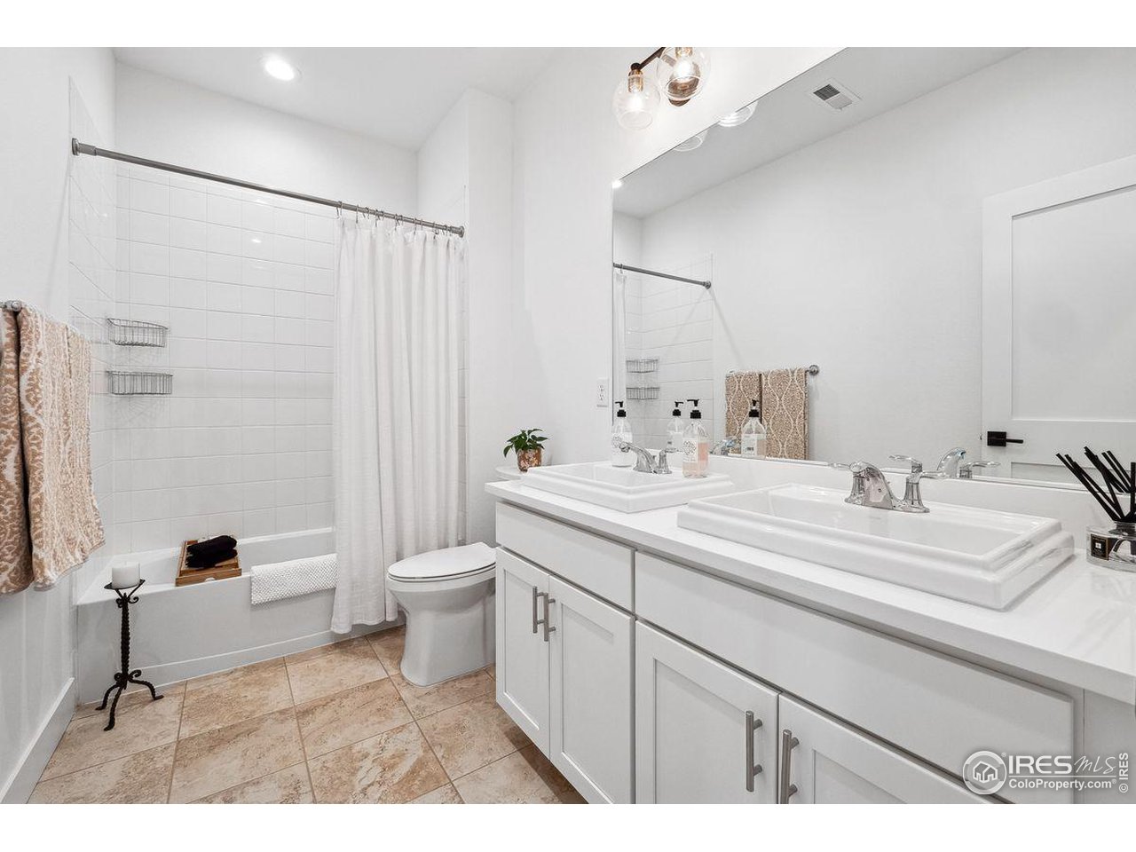 3279 Heron Lakes Pkwy