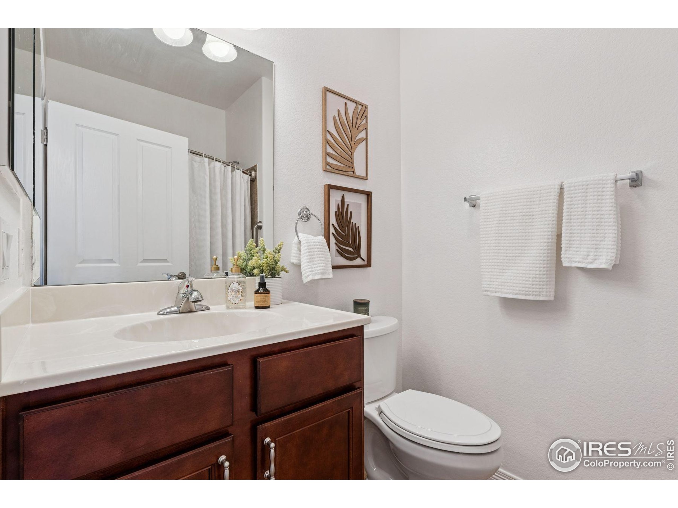 2395 Santa Fe Dr C