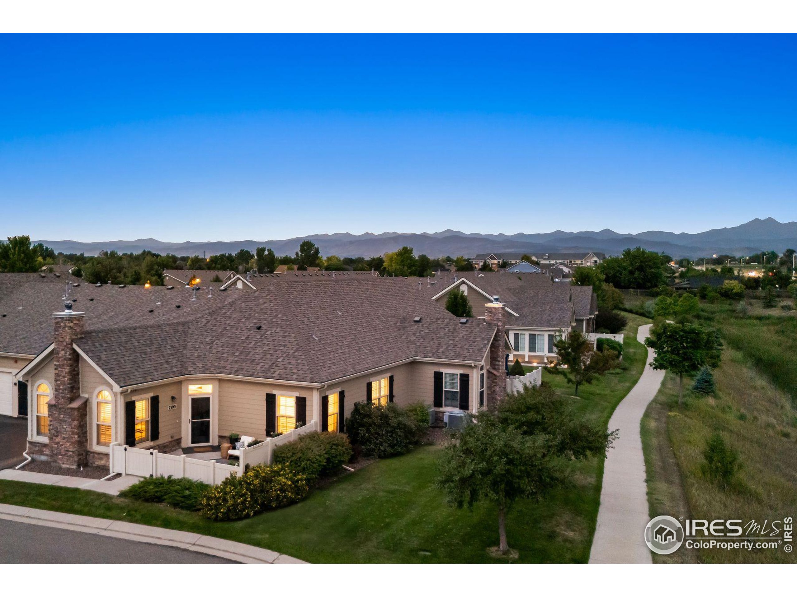 2395 Santa Fe Dr C