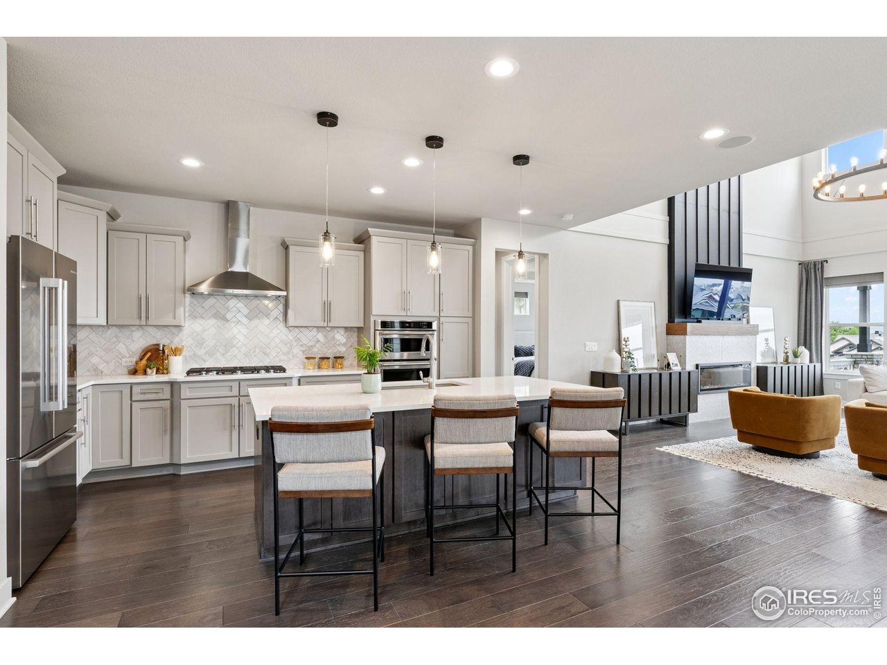 3315 Heron Lakes Pkwy