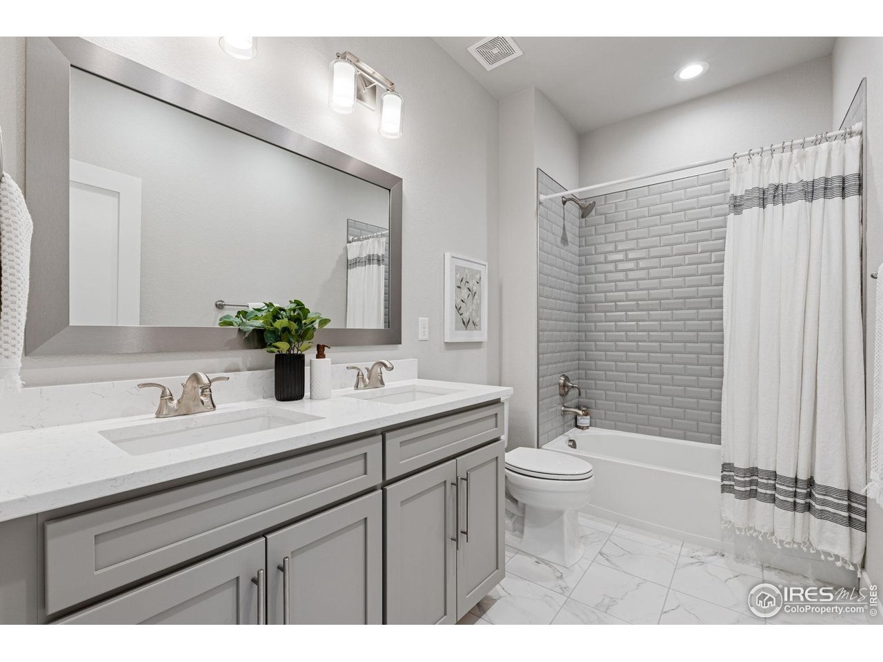 3315 Heron Lakes Pkwy