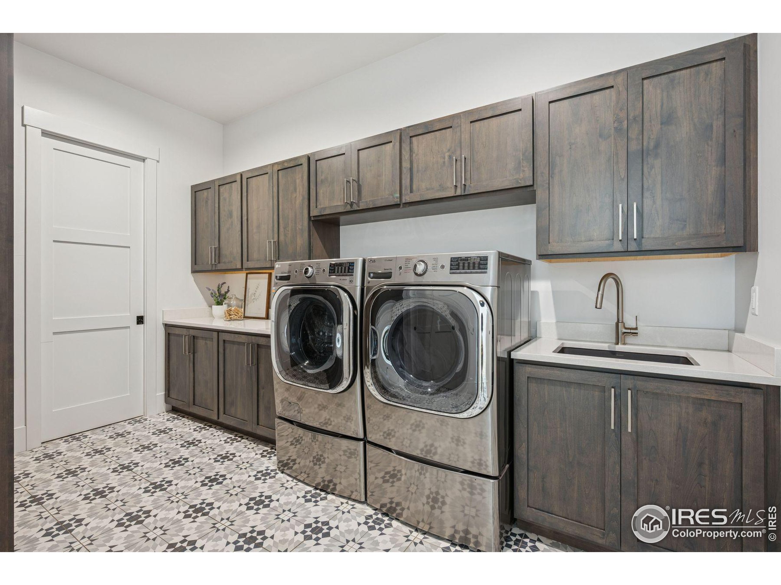 3095 Heron Lakes Pkwy