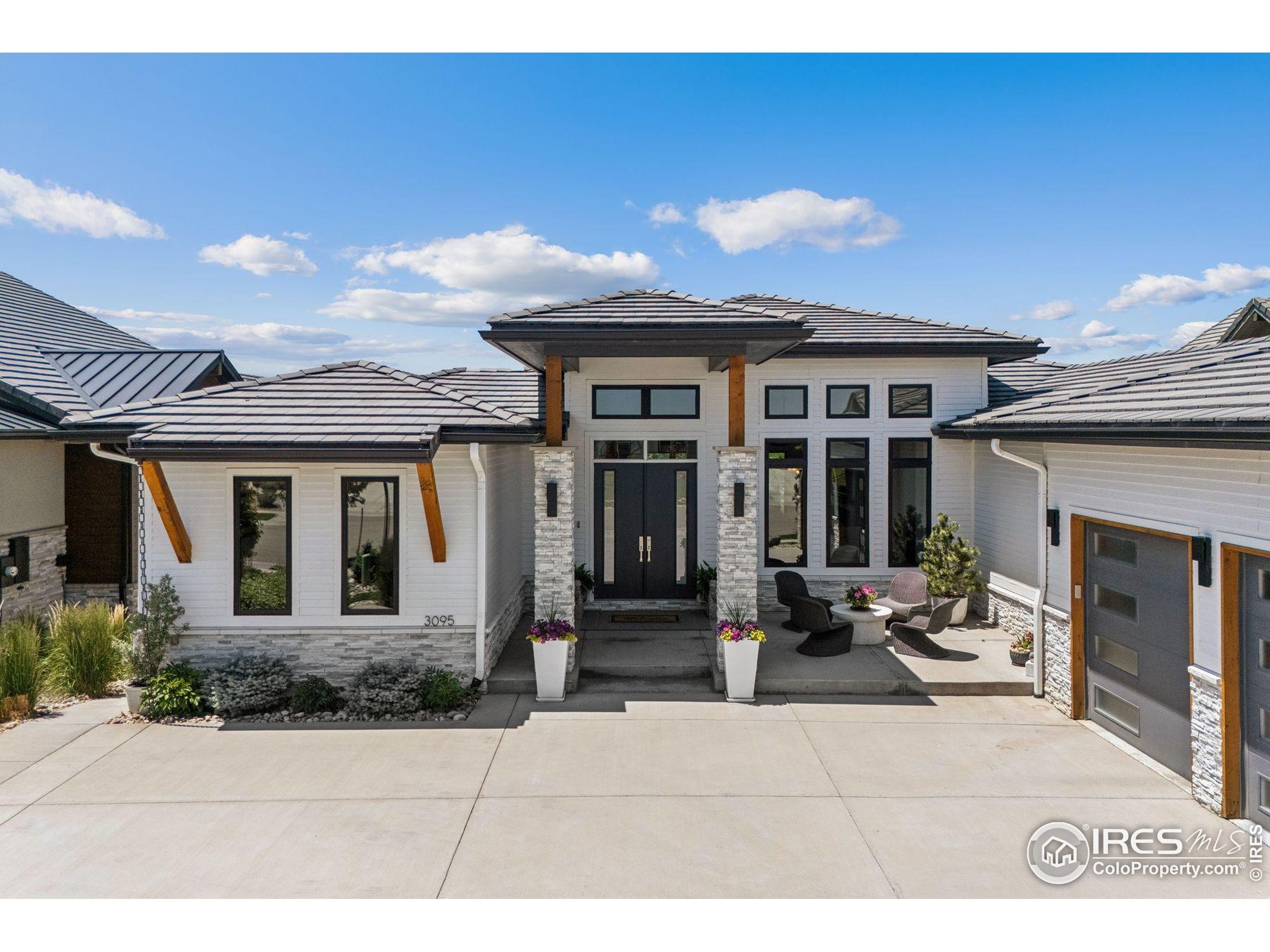 3095 Heron Lakes Pkwy