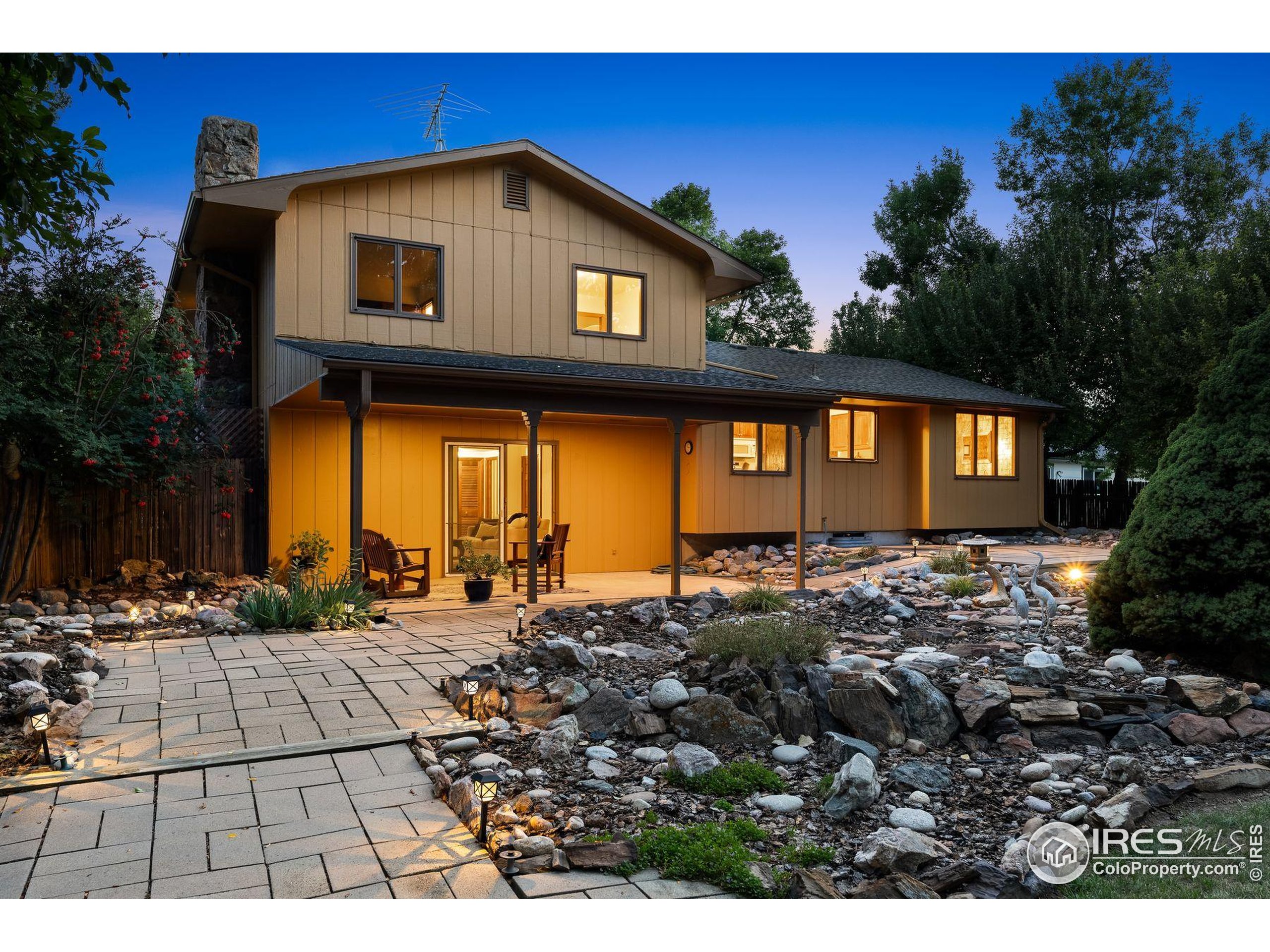 1612 Windsor Ct