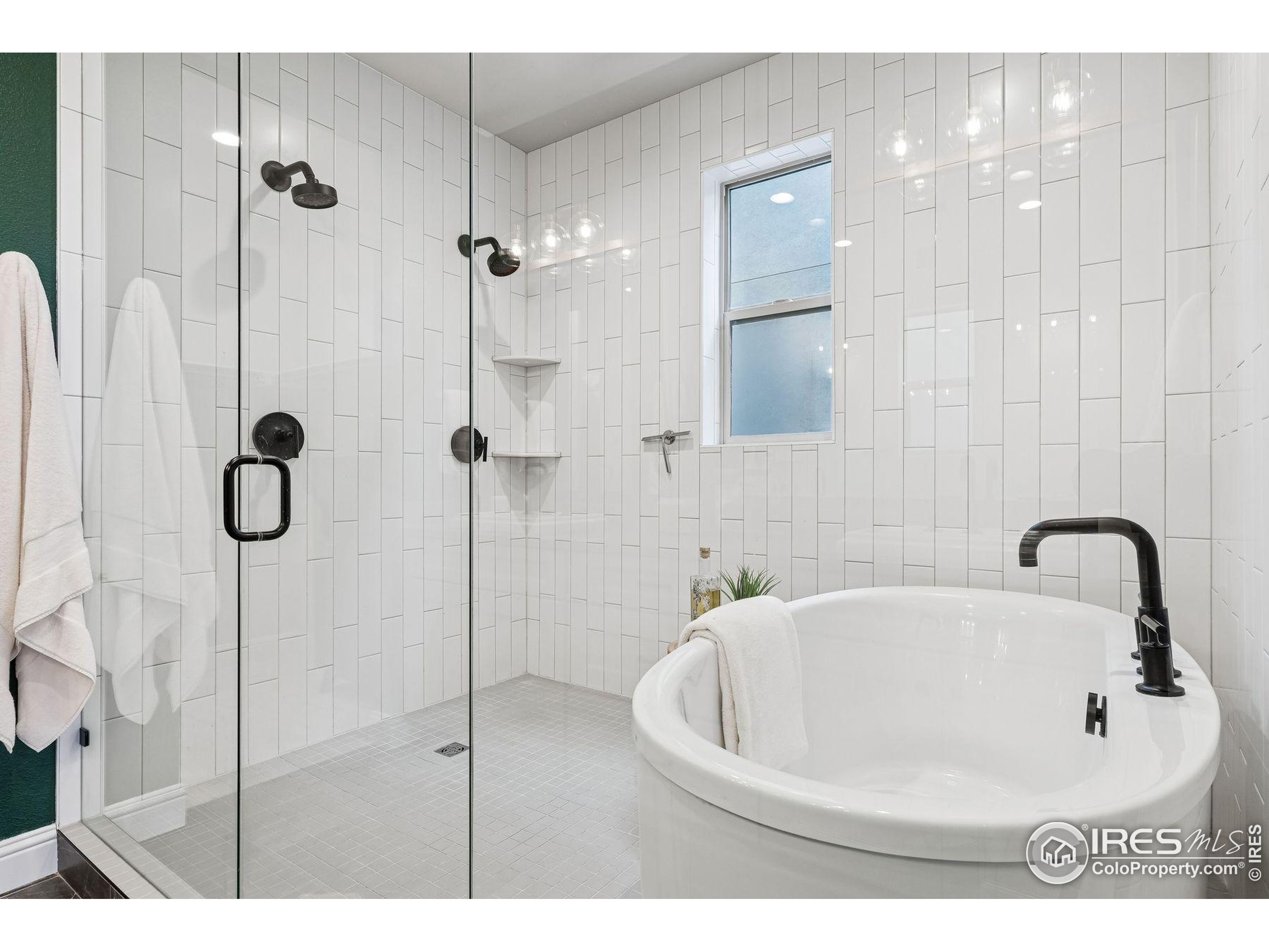 3384 Heron Lakes Pkwy