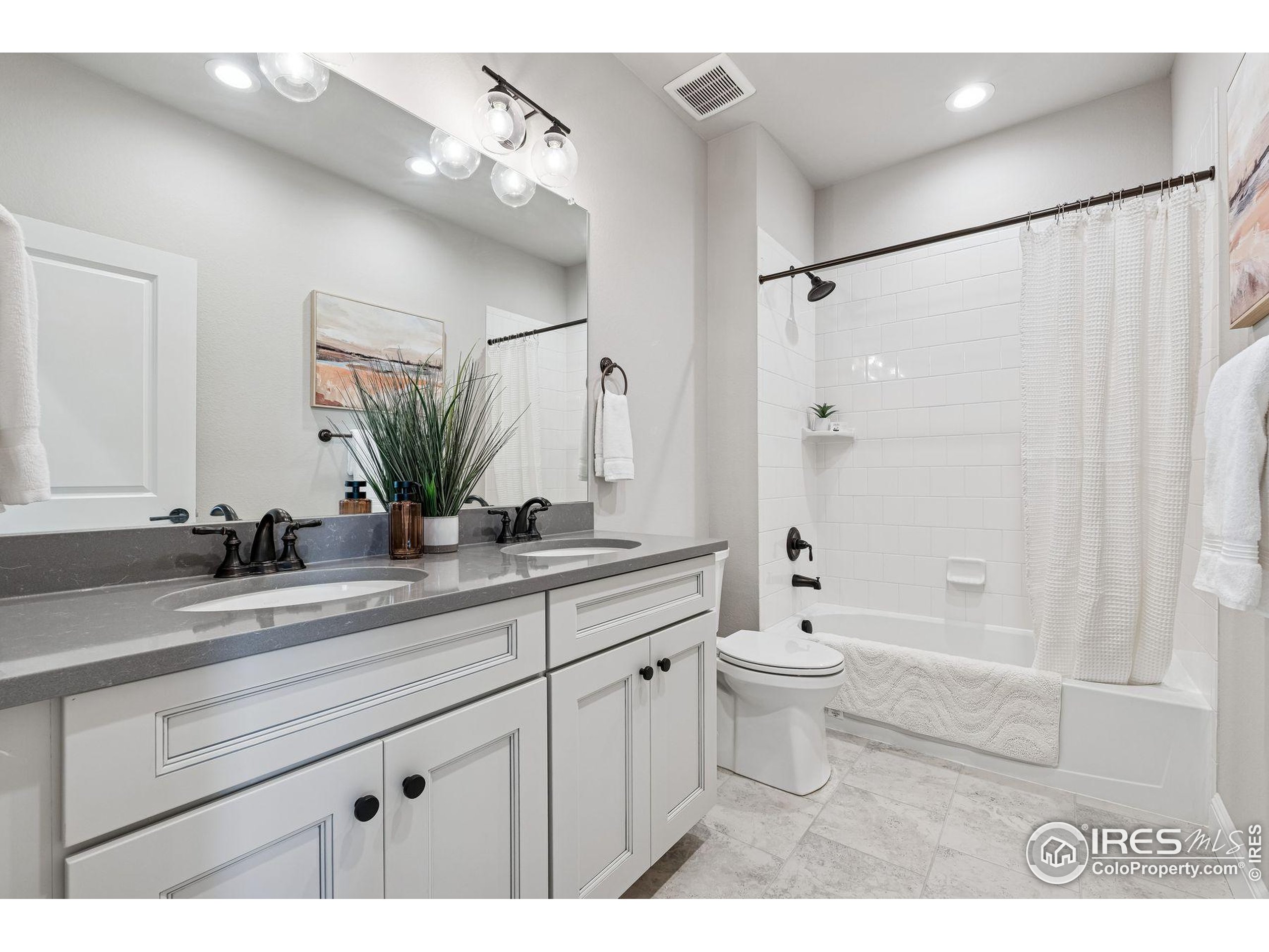 3384 Heron Lakes Pkwy