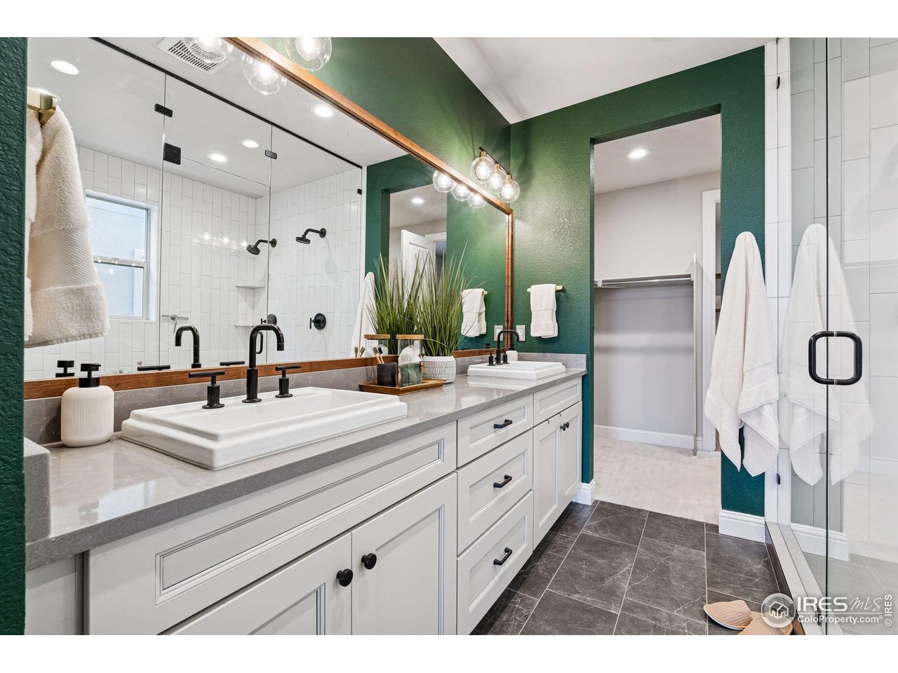 3384 Heron Lakes Pkwy