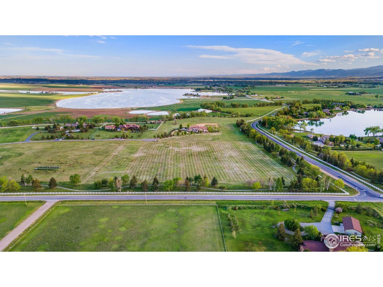 9715 Meadow Ridge Ln