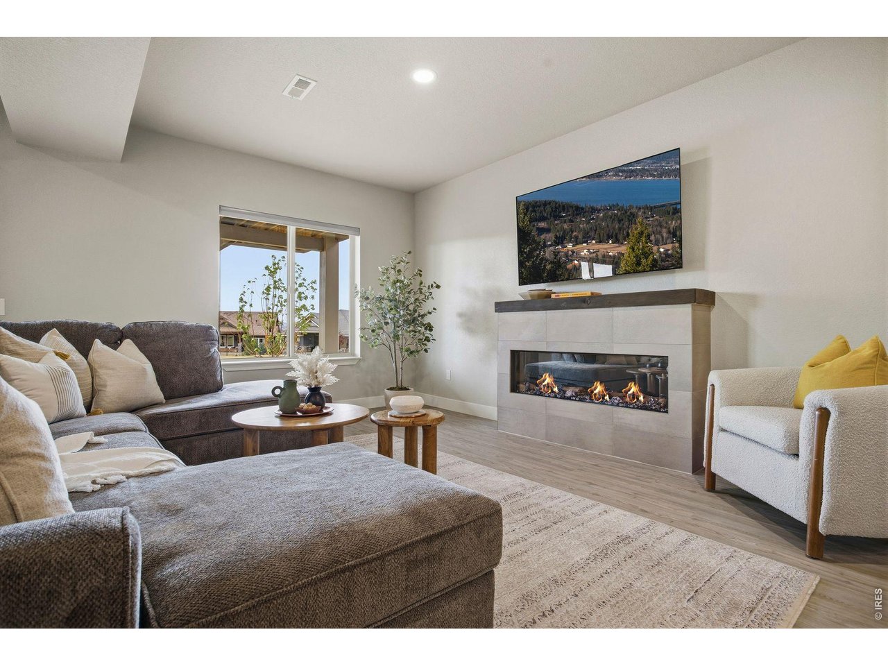 3327 Heron Lakes Pkwy