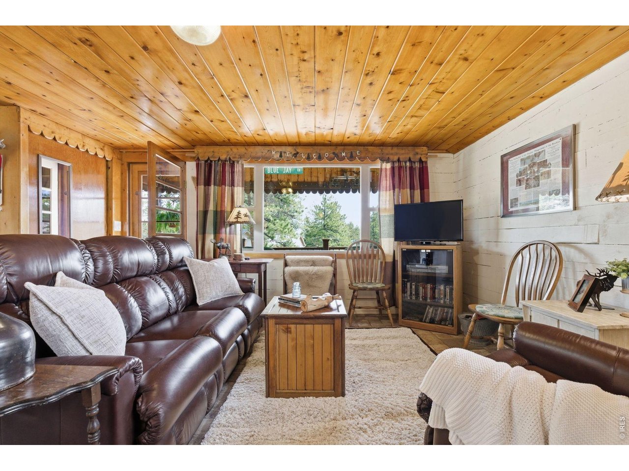35 Stellar Jay Cir