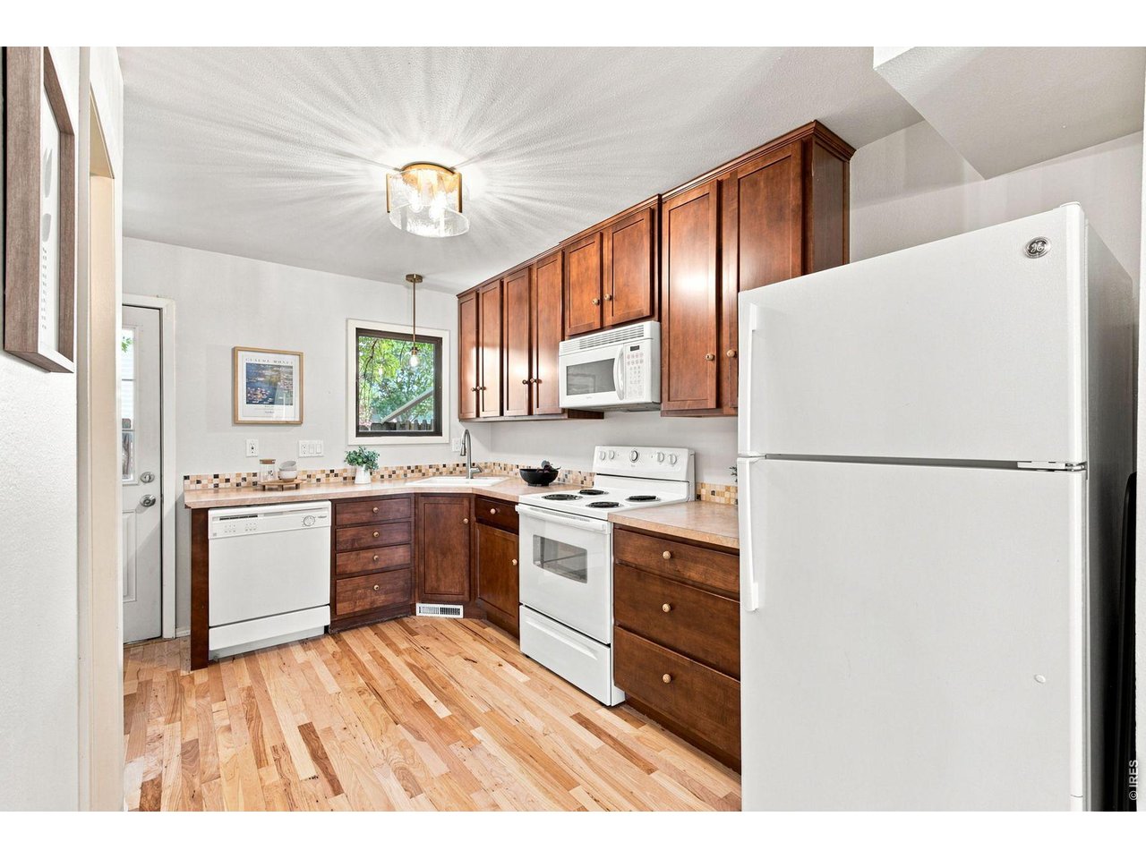 3024 Ross Dr D30