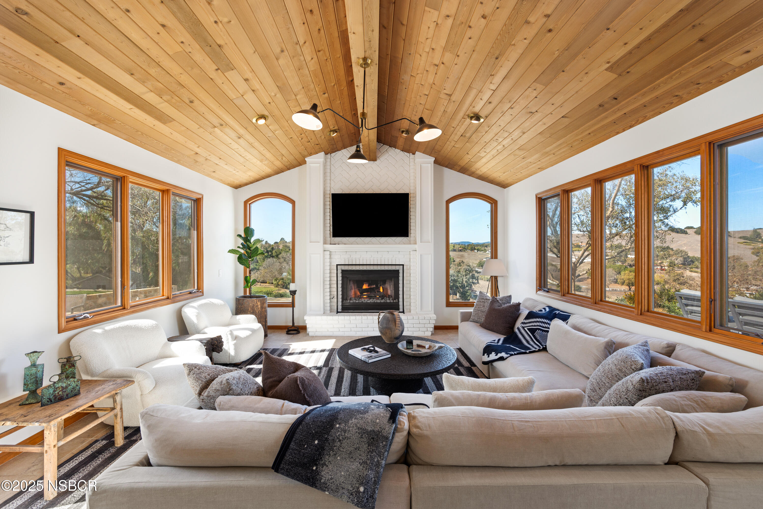 851 Adobe Creek Road