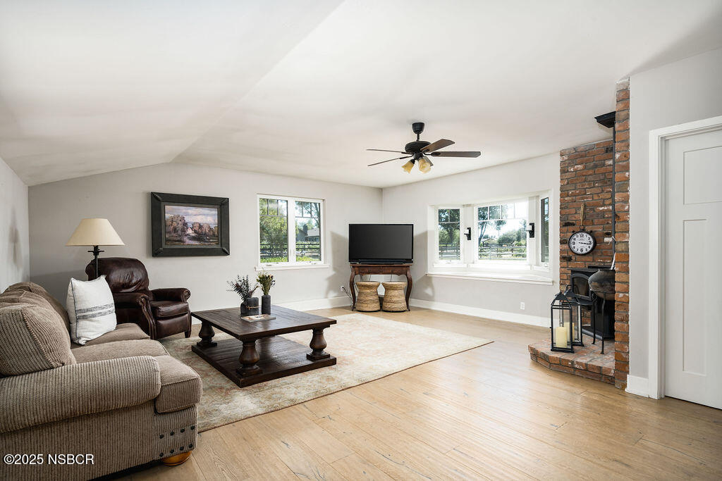 3041 Fairlea Road