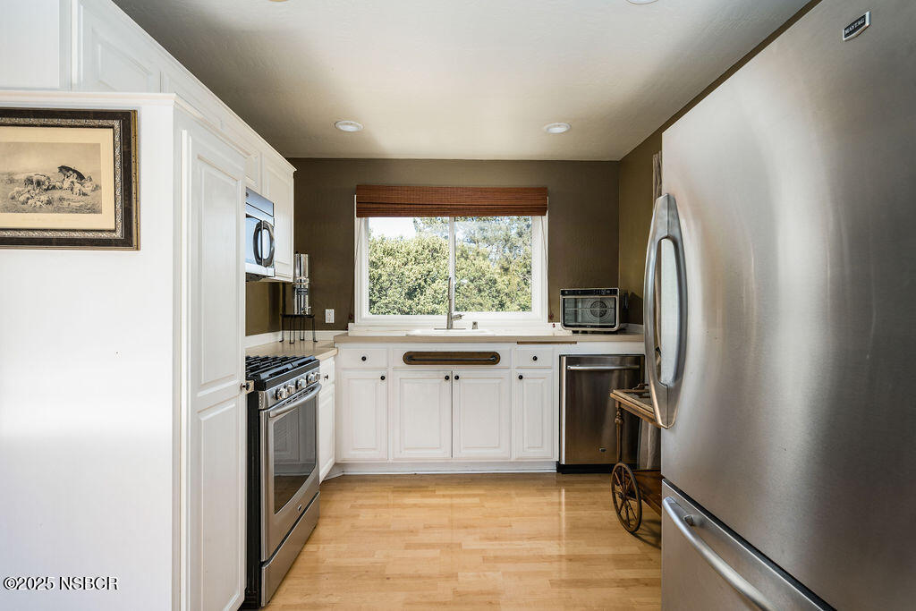 3041 Fairlea Road