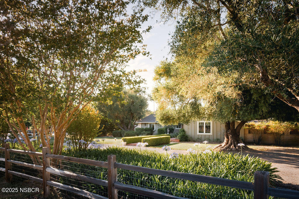 3041 Fairlea Road