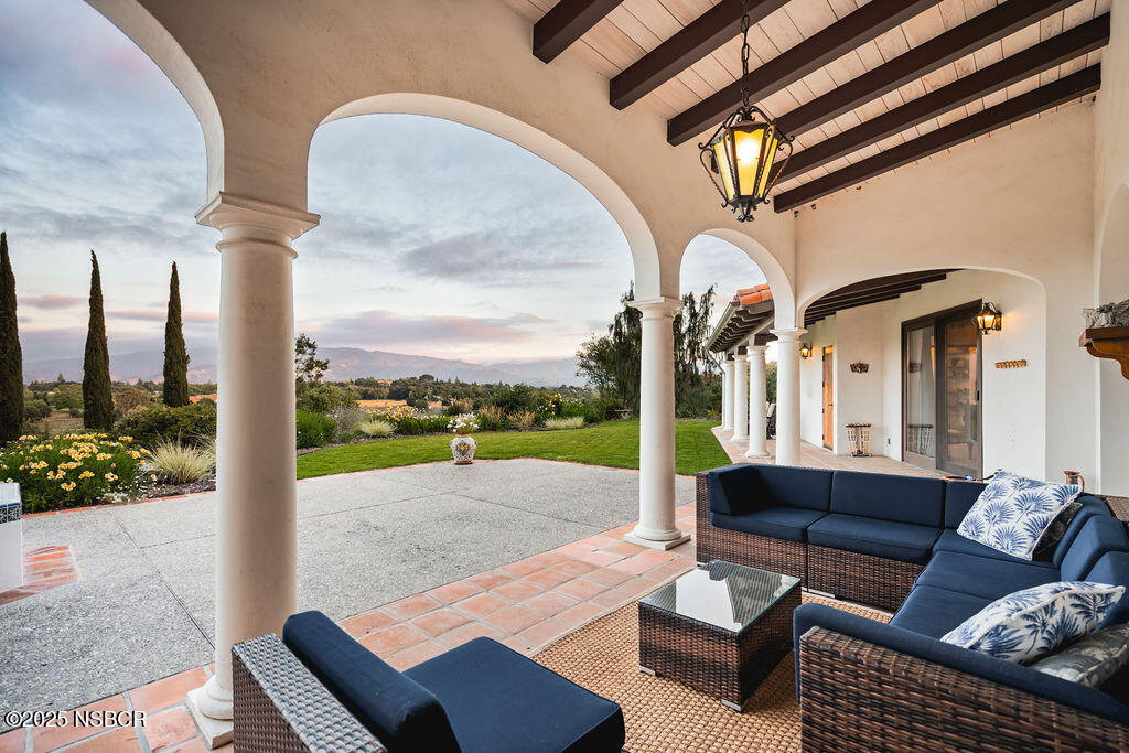 1486/1464 Rolling Hills Road