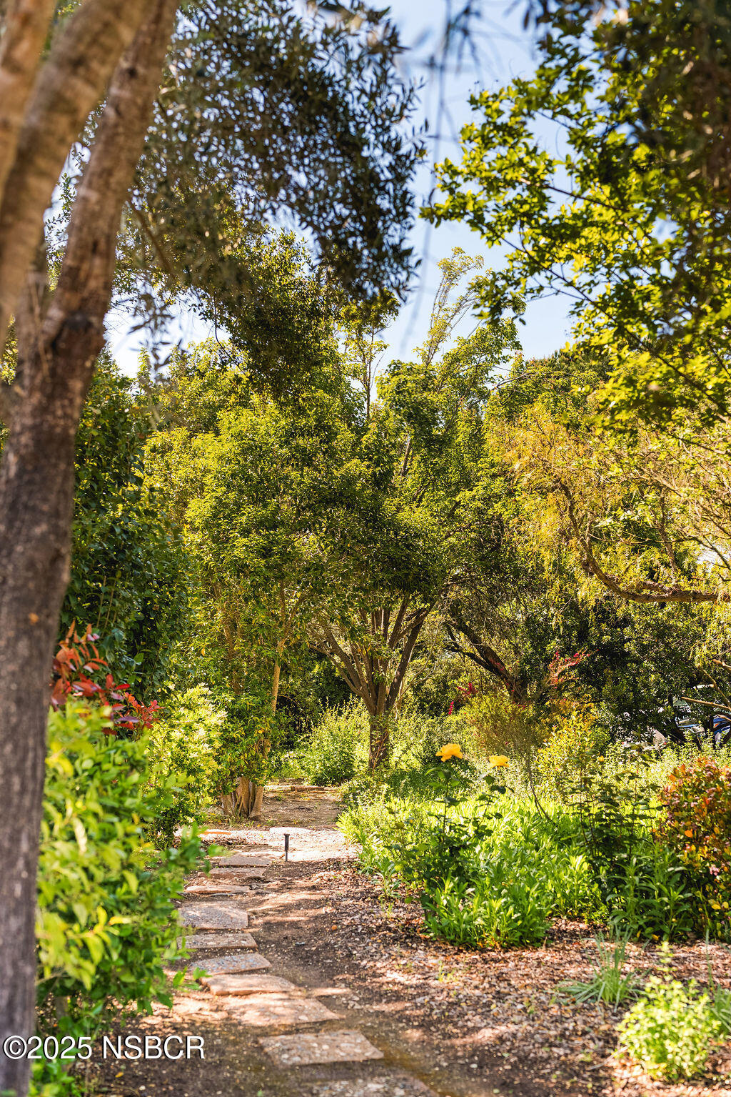 1486/1464 Rolling Hills Road