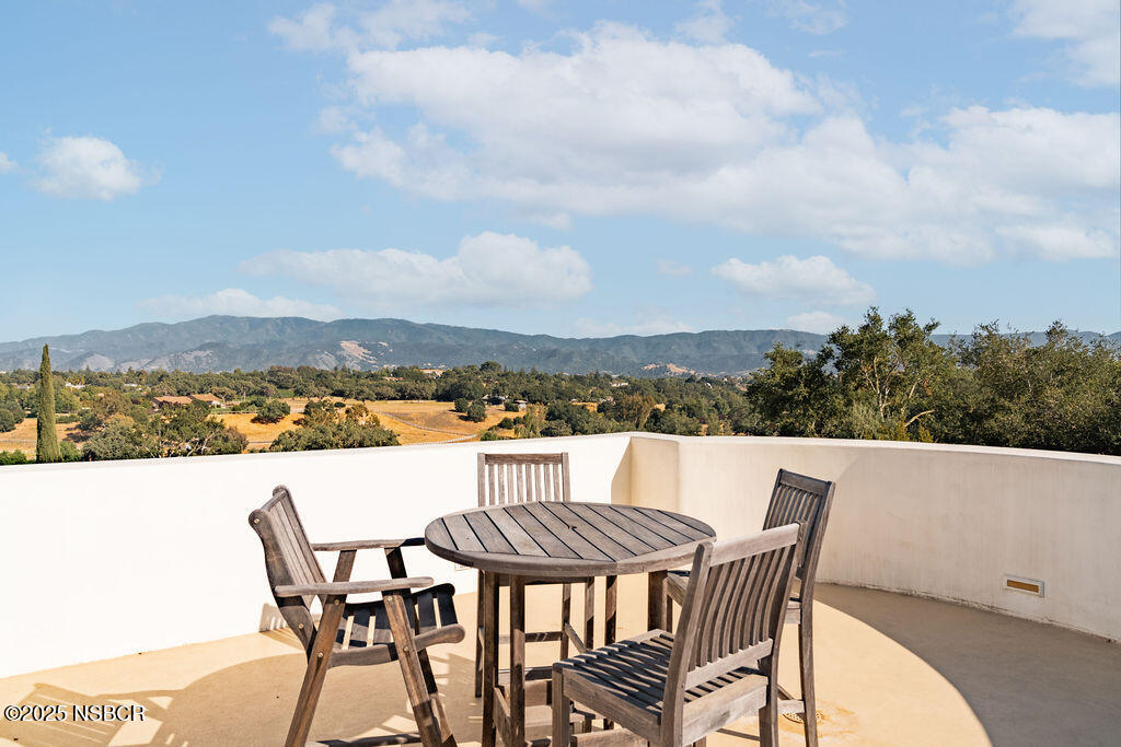 1486/1464 Rolling Hills Road