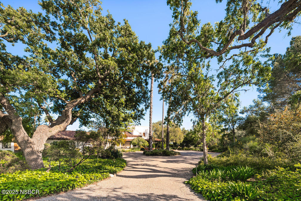 1486/1464 Rolling Hills Road