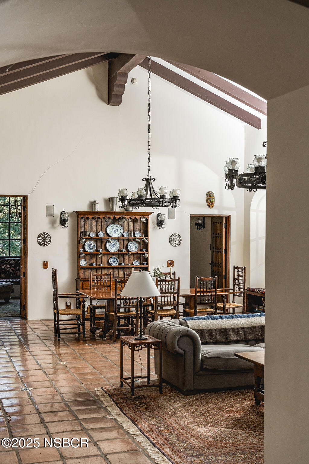 1486/1464 Rolling Hills Road