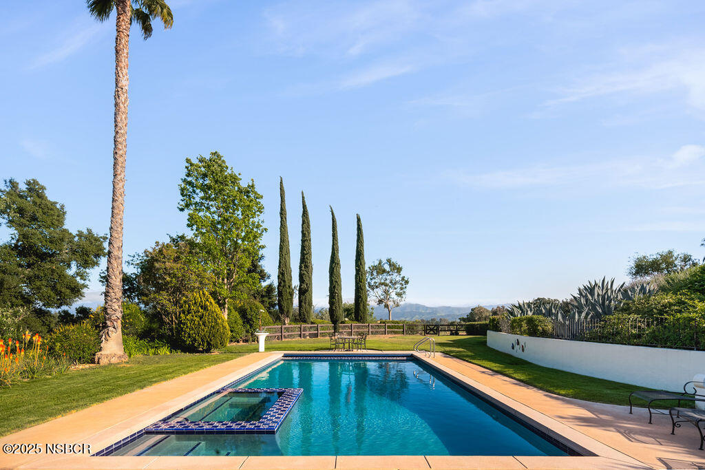 1486/1464 Rolling Hills Road