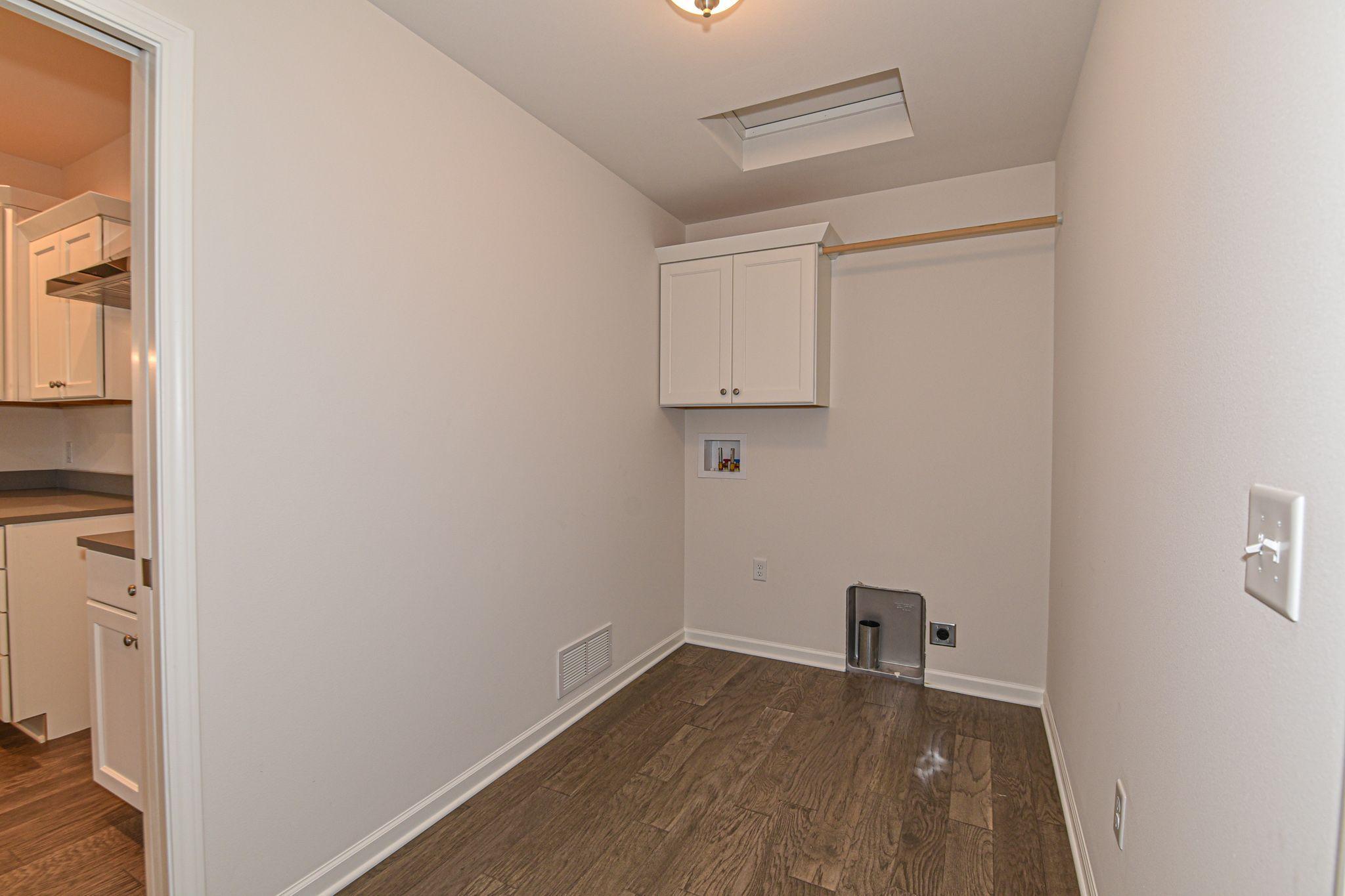 422 Trailview Xing, Waterford