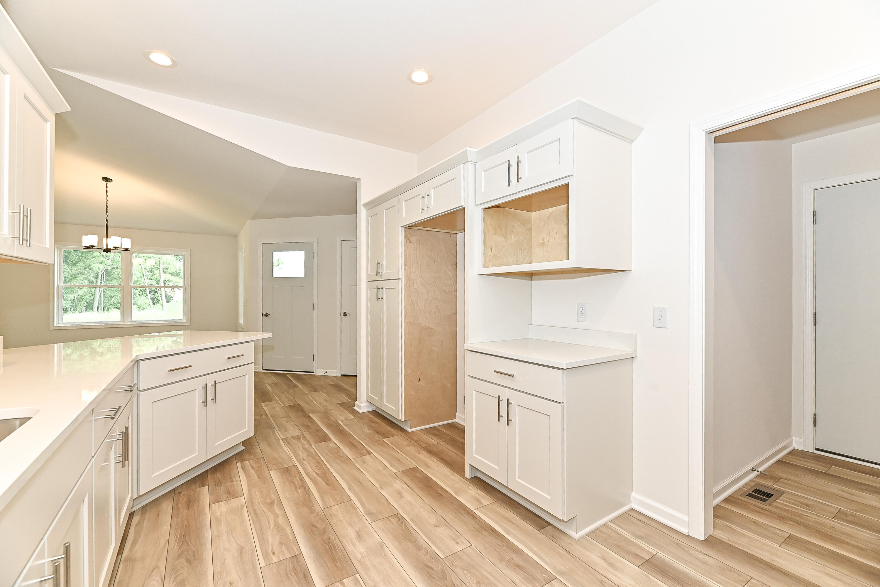 319 N Trailview Cir, 35, Waterford