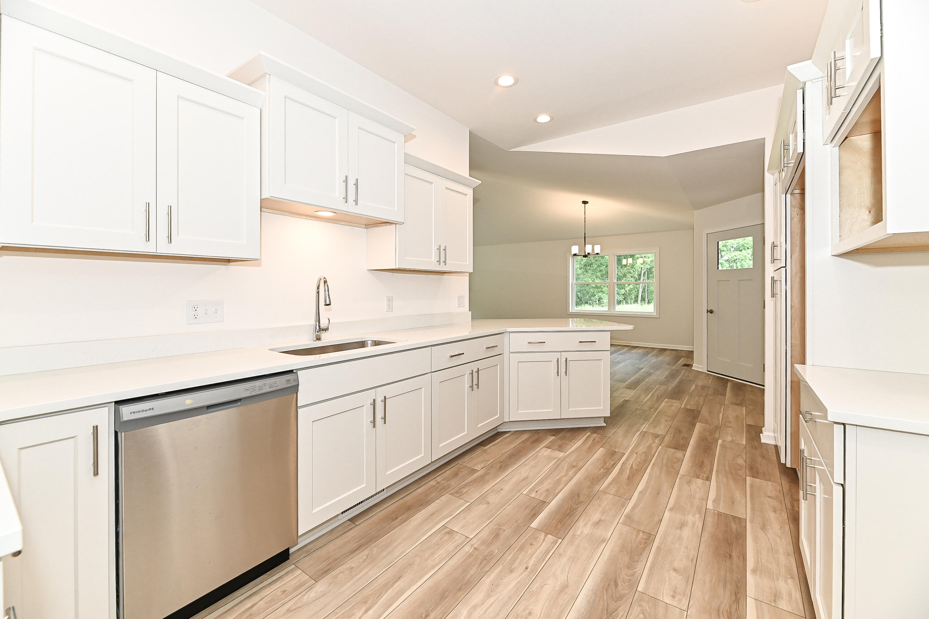 319 N Trailview Cir, 35, Waterford