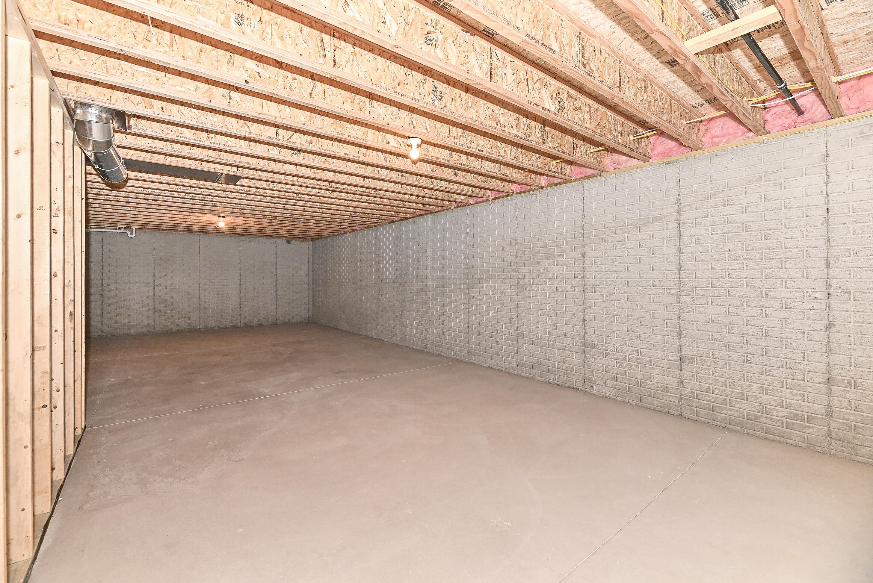319 N Trailview Cir, 35, Waterford