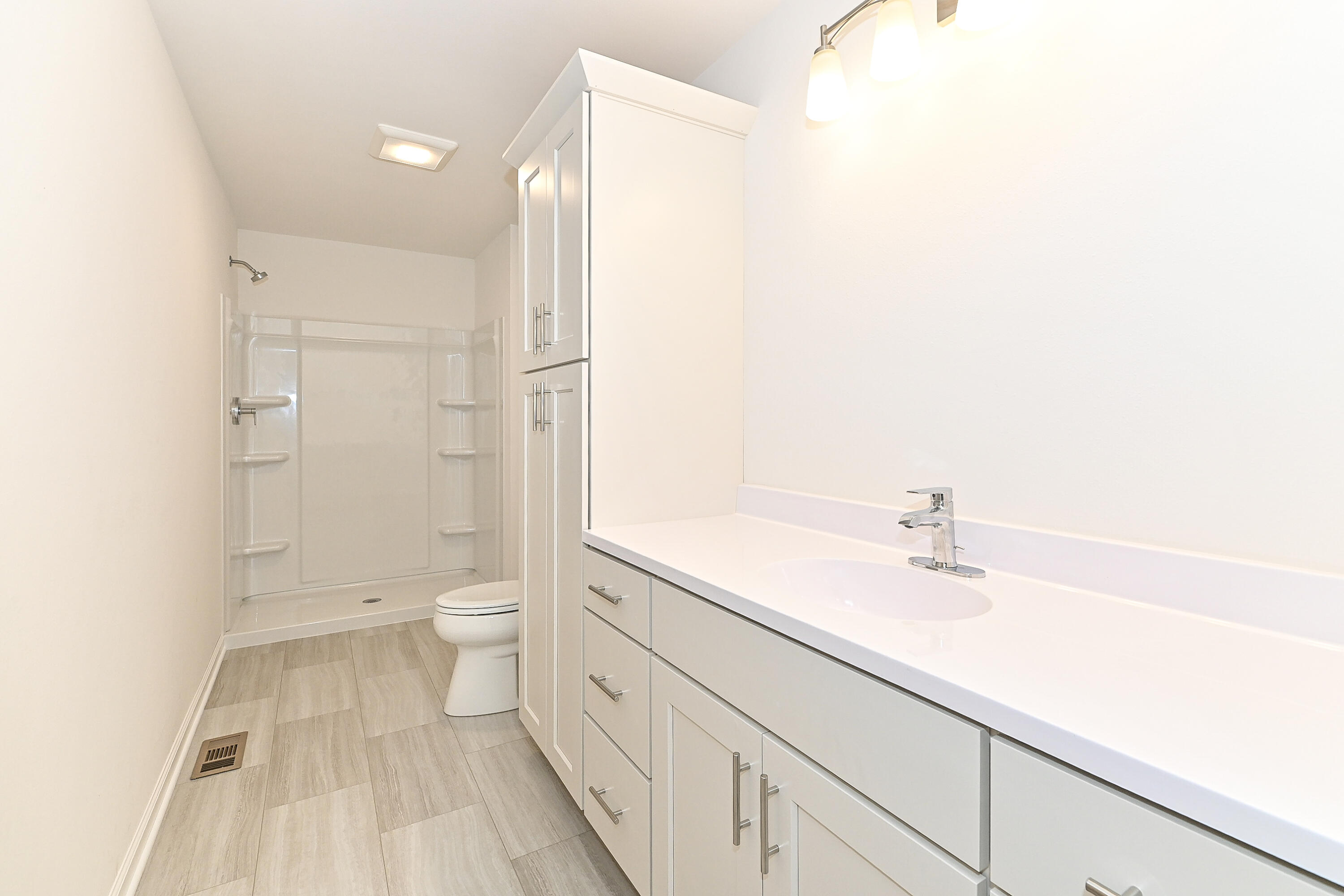 319 N Trailview Cir, 35, Waterford