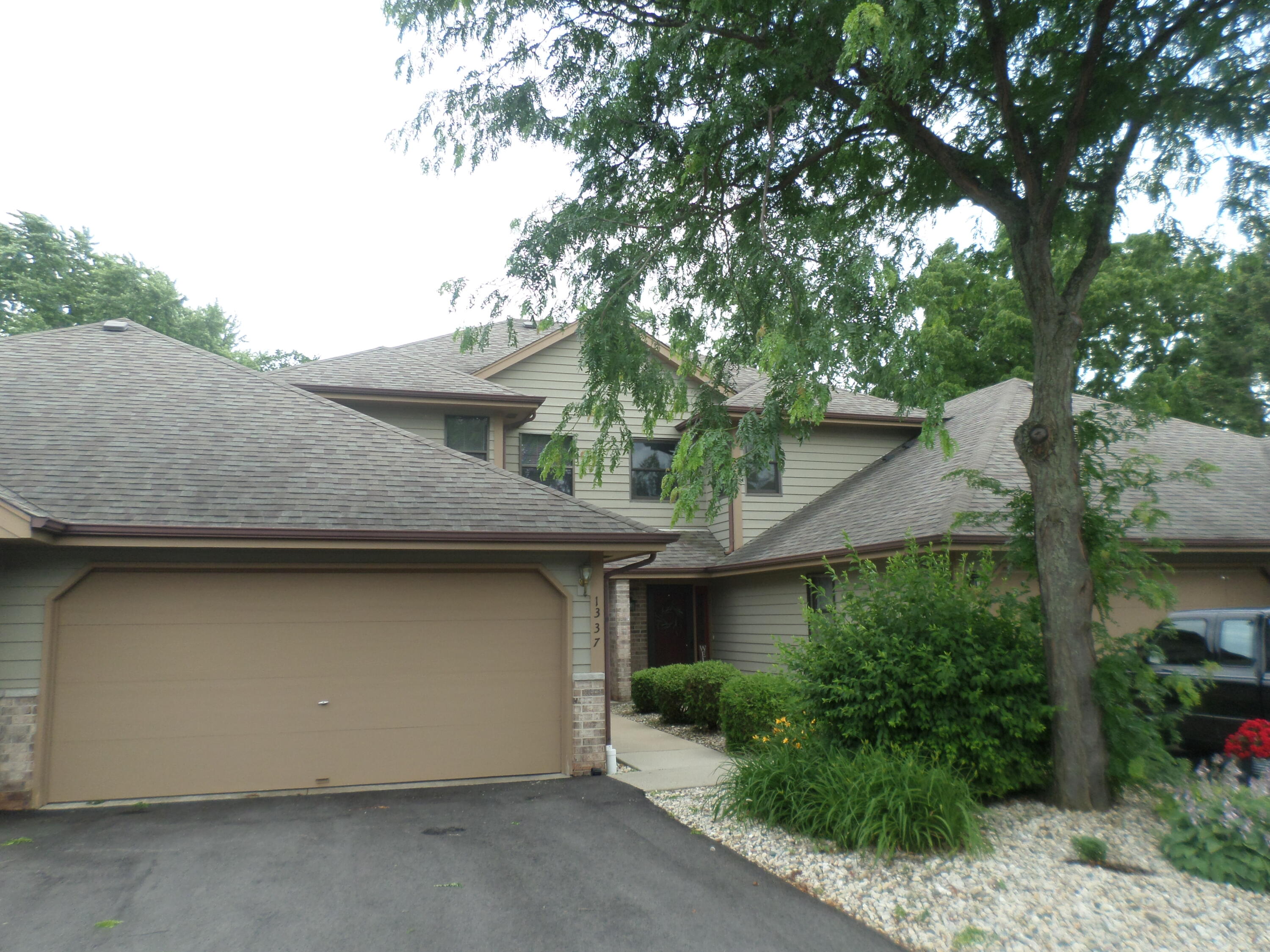 1337 30th Ct, Kenosha