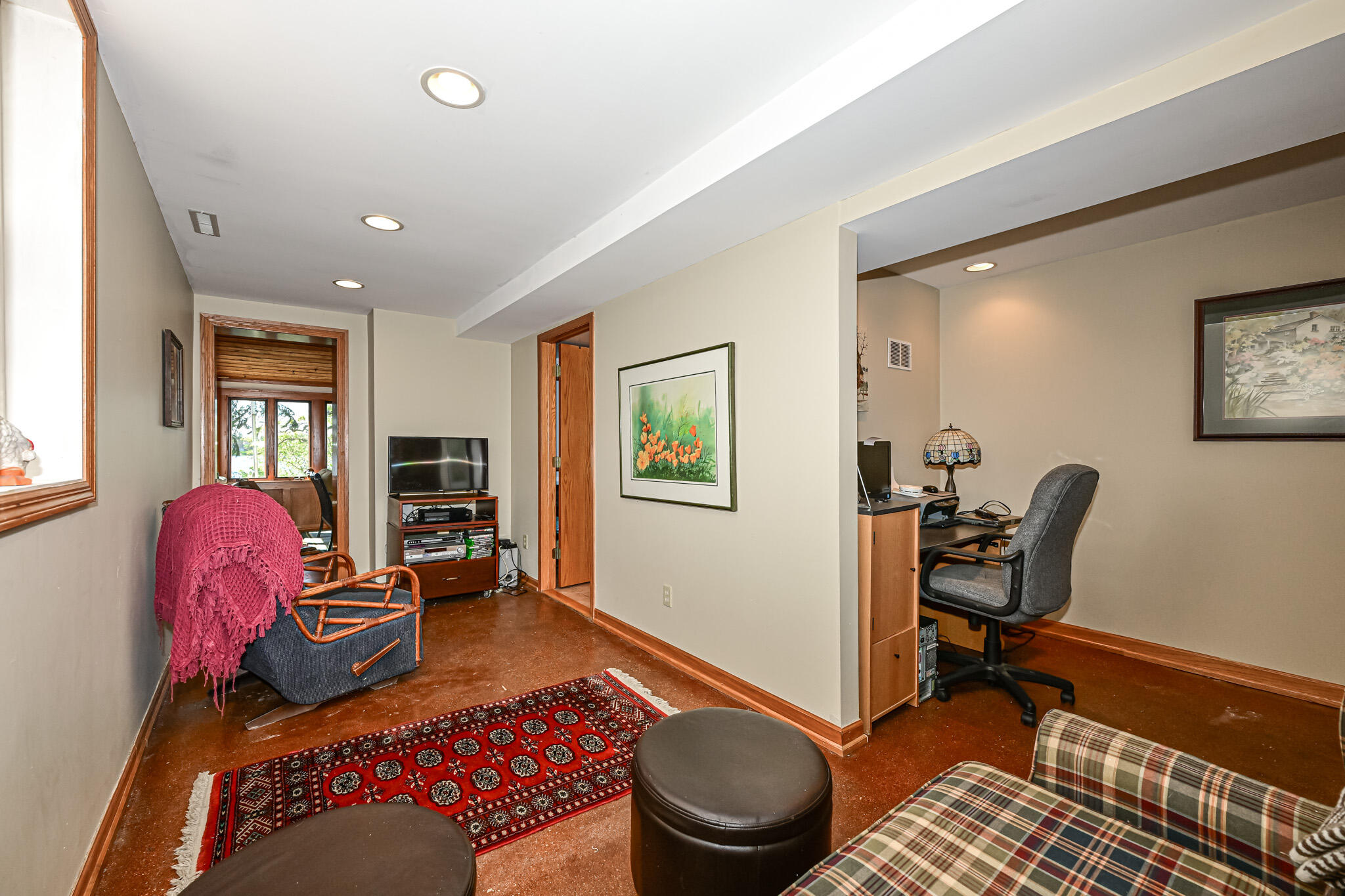 33609 Contour Dr, Burlington