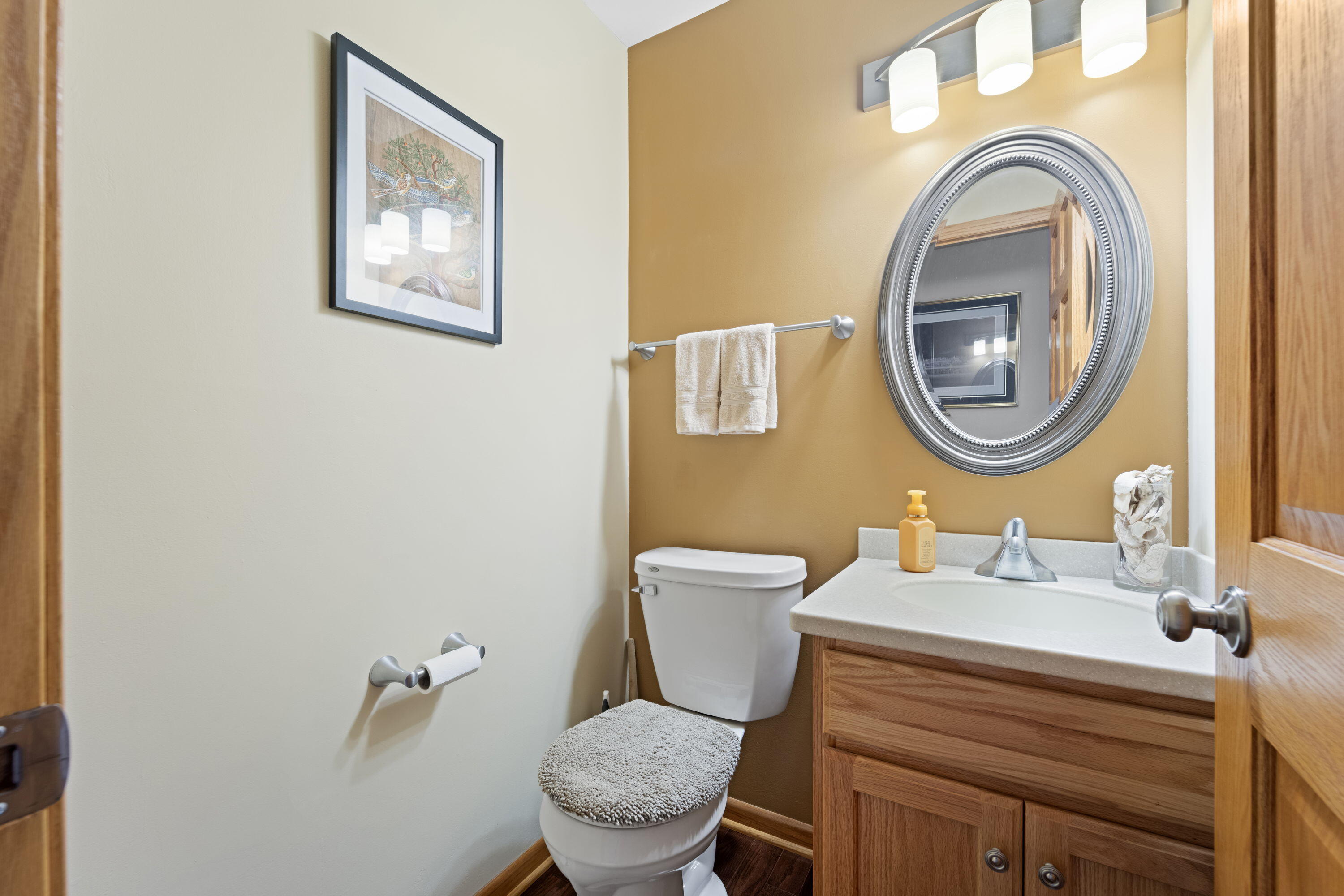 386 Dale Dr, Burlington
