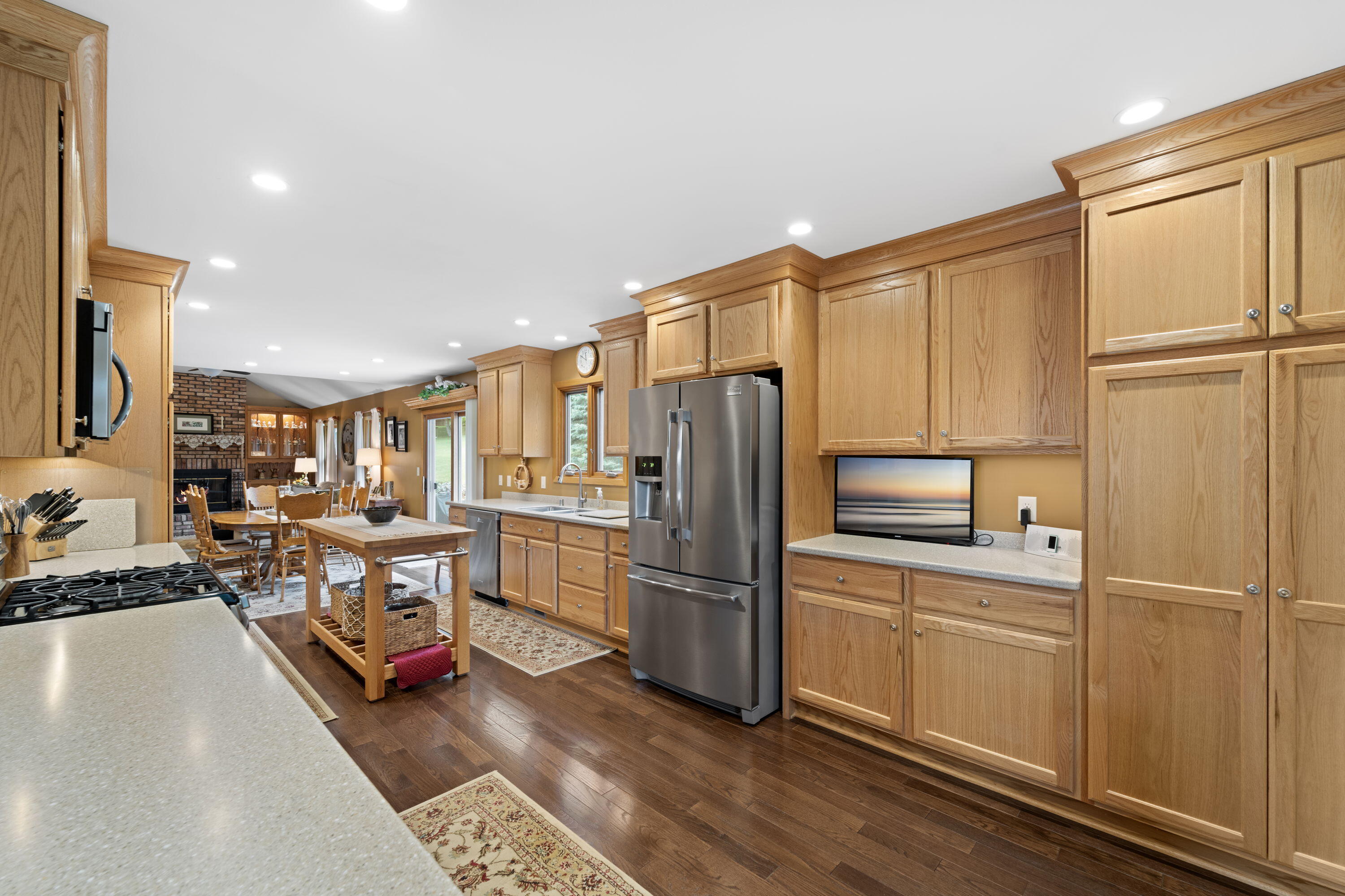 386 Dale Dr, Burlington