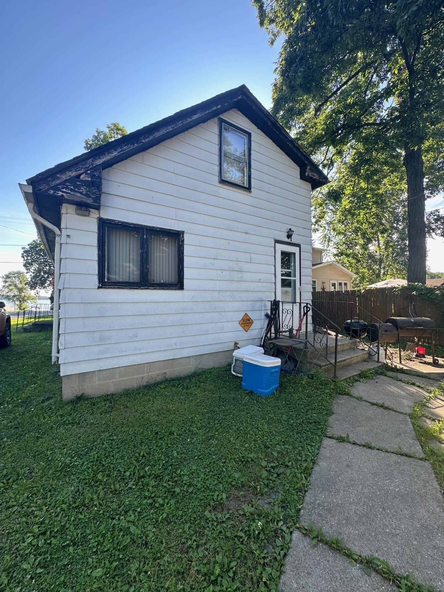 24711 Jackson St, Dover