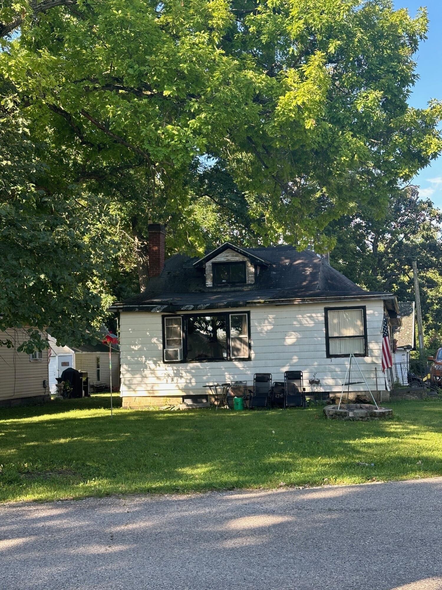24711 Jackson St, Dover