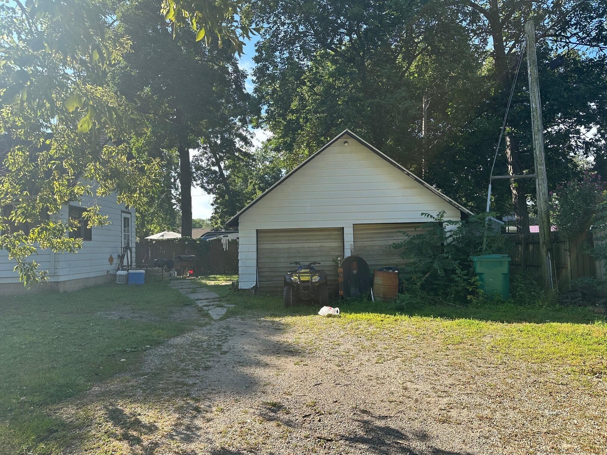 24711 Jackson St, Dover