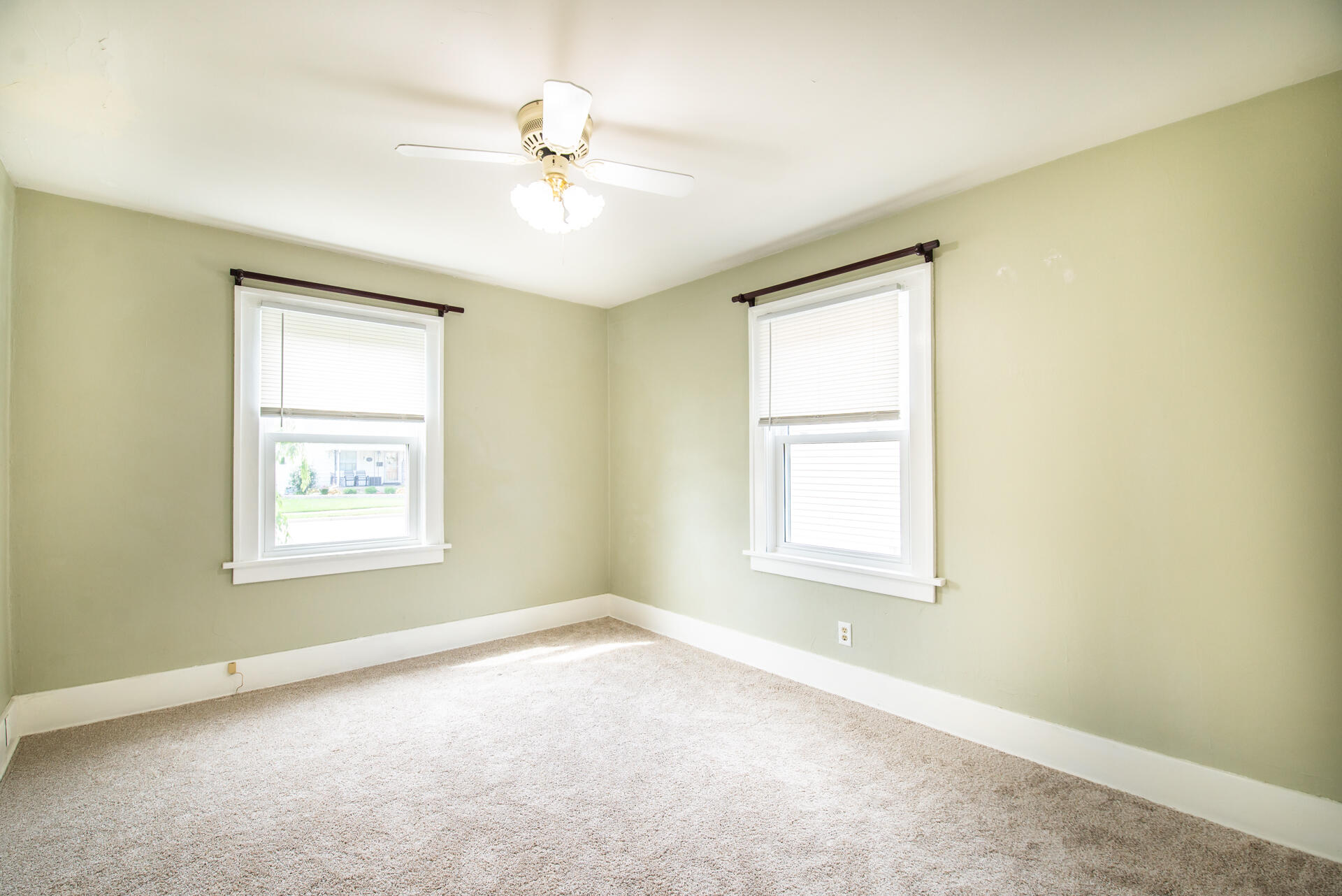 7428 34 Ave, Kenosha