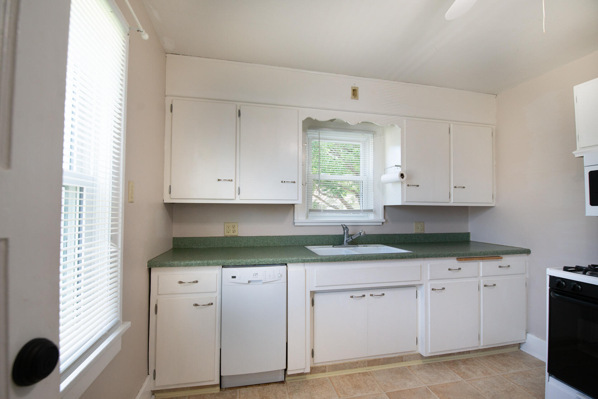 7428 34 Ave, Kenosha
