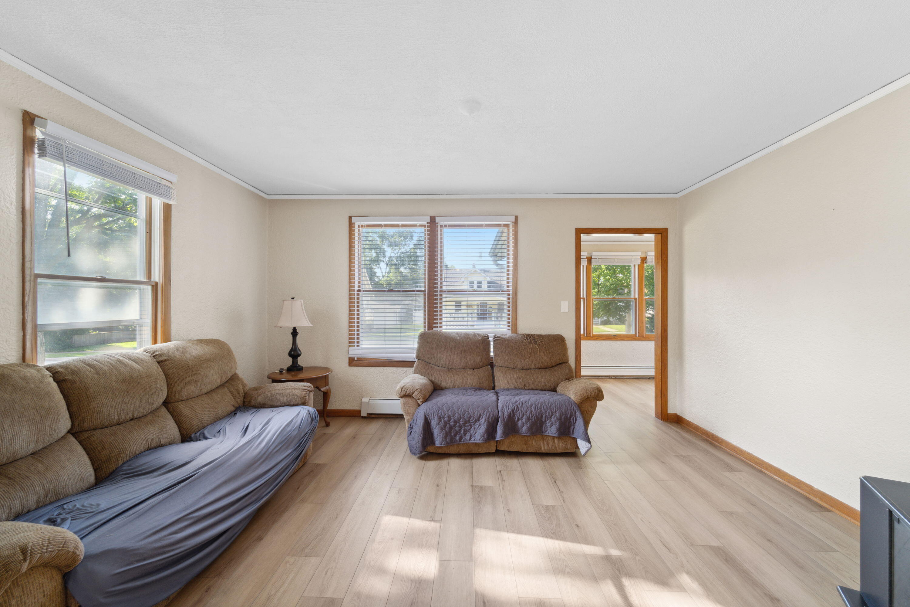416 Orchard St, Burlington