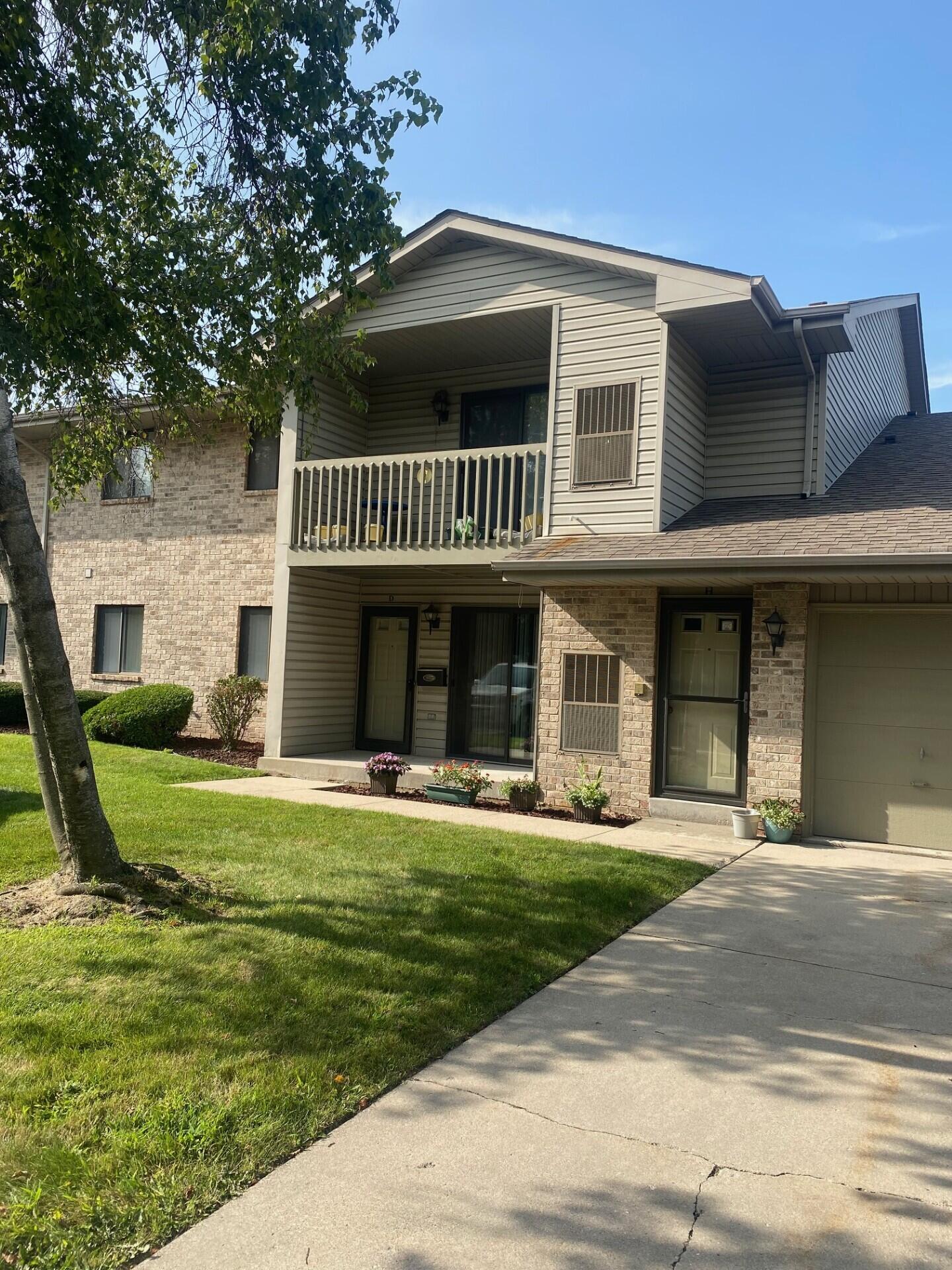 8125 40th Ave, D, Kenosha