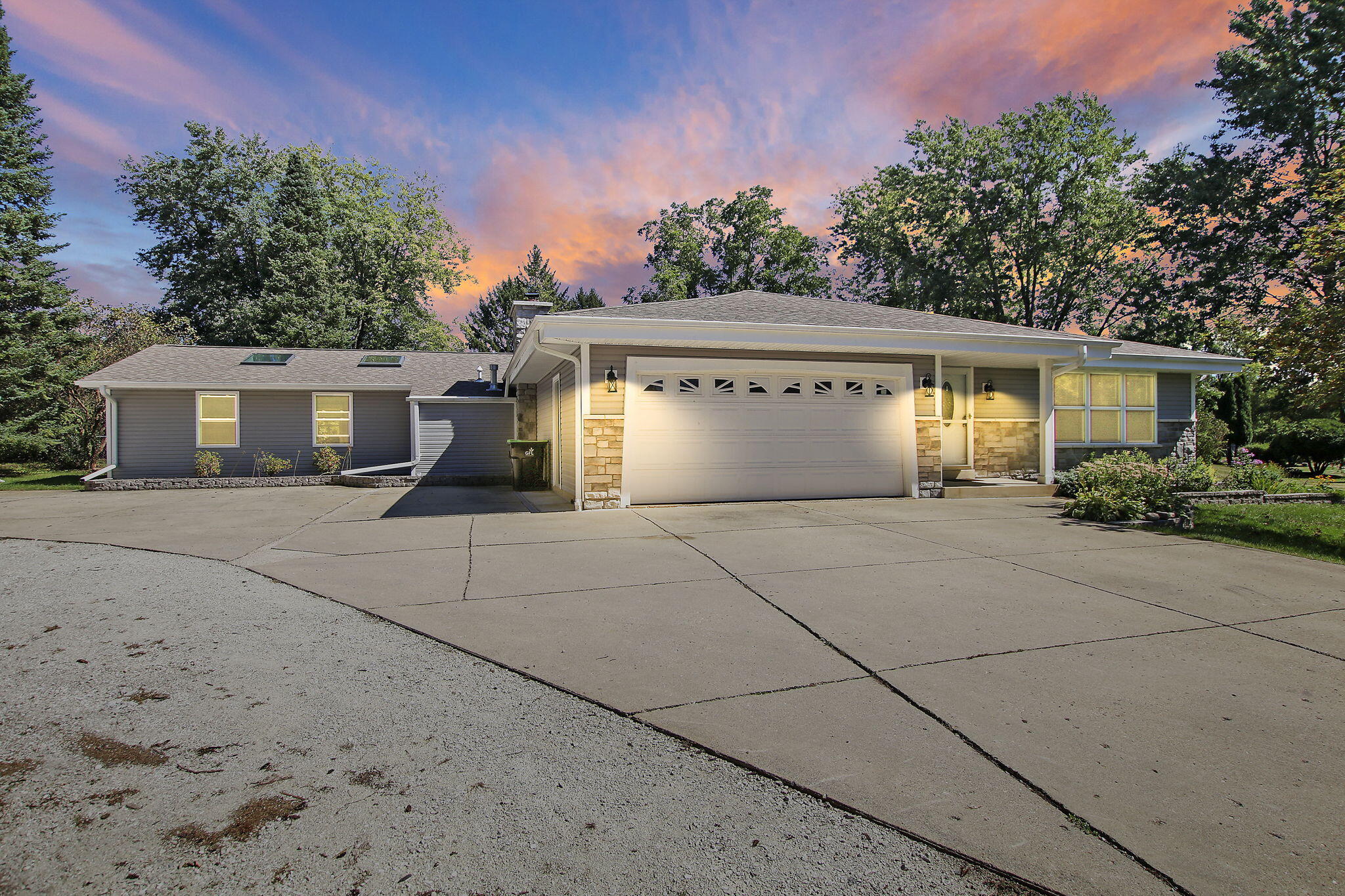 31419 Hickory Hollow Rd, Waterford