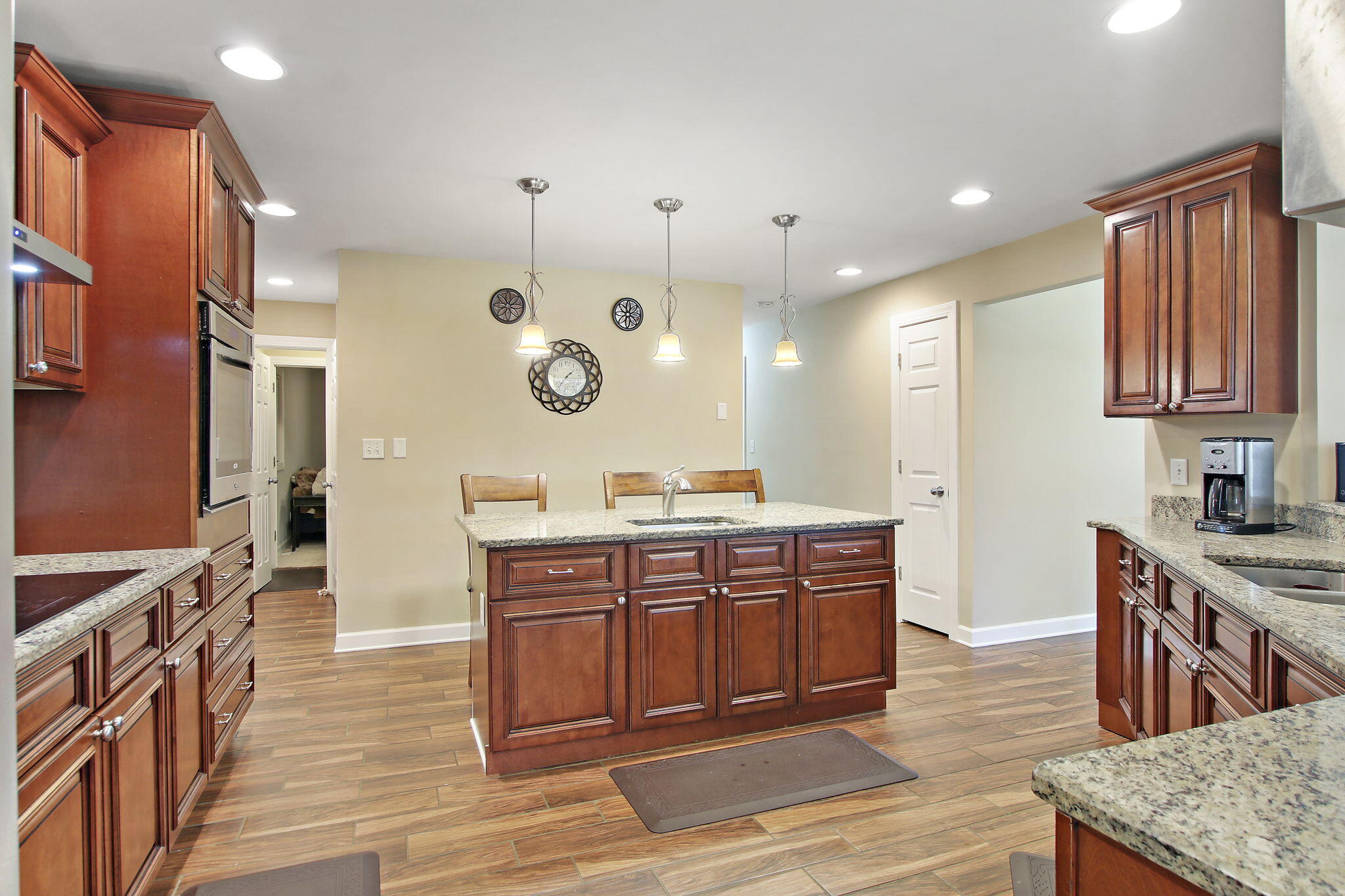 31419 Hickory Hollow Rd, Waterford