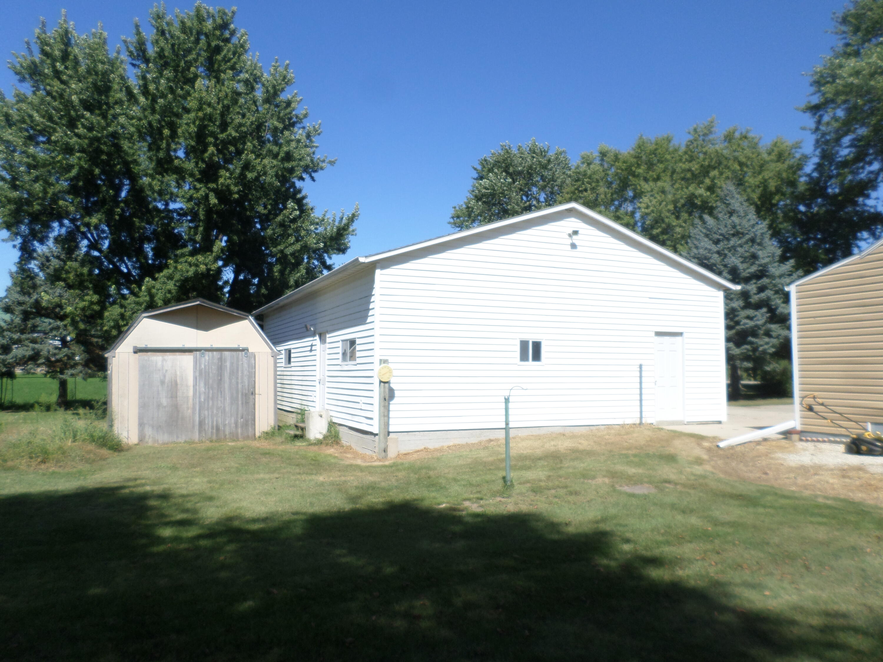 N6661 County Road H -, Sugar Creek