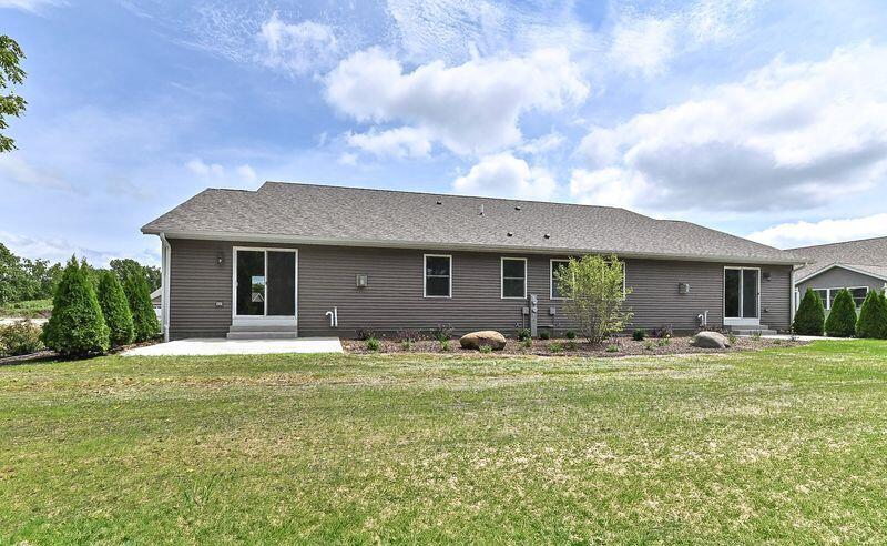 310 N Trailview Cir