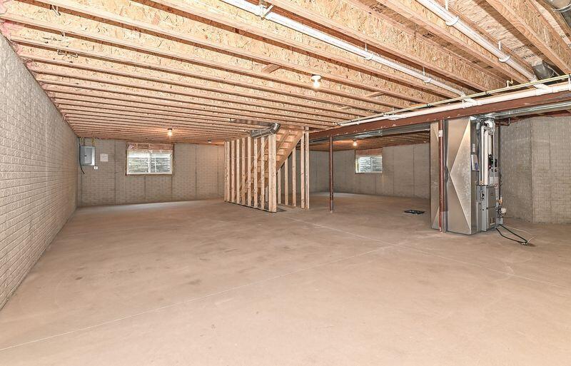 311 N Trailview CIRCLE