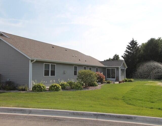 311 N Trailview CIRCLE
