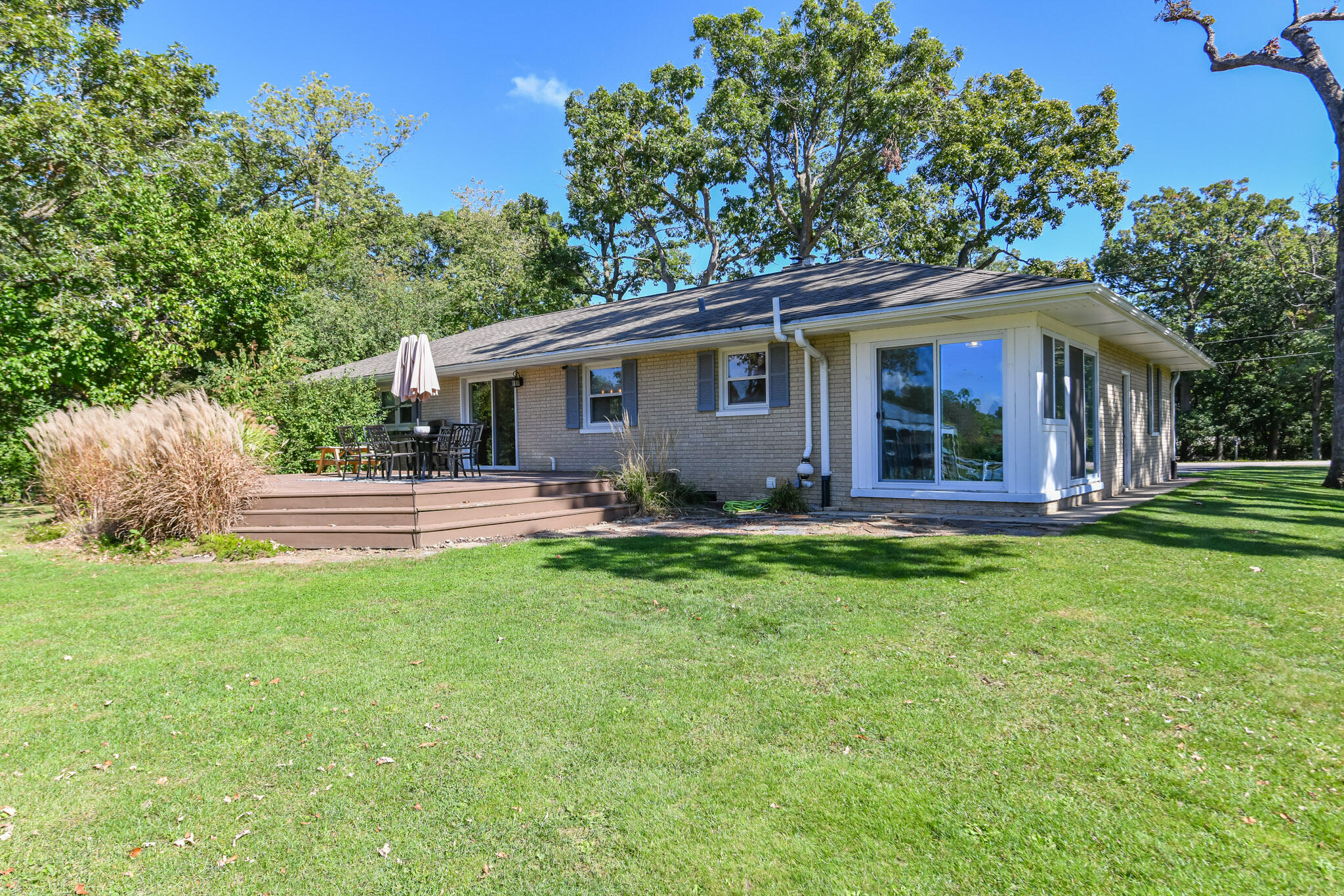 8832 Pheasant Run, Burlington